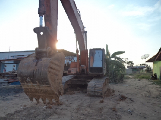 ขายรถแม็กโคฮิตาชิรุ่น200 สภาพสวย ไฟฟ้าครบ เอกสารเล่มทะเบียน