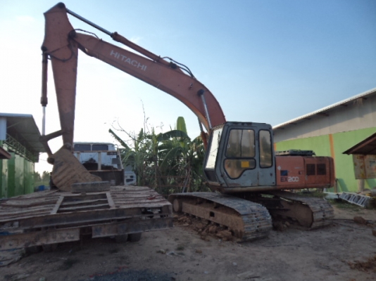 ขายรถแม็กโคฮิตาชิรุ่น200 สภาพสวย ไฟฟ้าครบ เอกสารเล่มทะเบียน