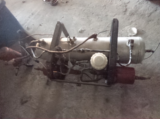 ขายชุดทั้งลมเบรกทิฟฟี สภาพดีพร้อมใช้ ขายชุดทั้งลมเบรกทิฟฟี สภาพดีพร้อมใช้