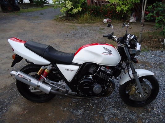 ขายครับ  cb 400 vs  สภาพดี ท่อไทเทเนียม yoshimura