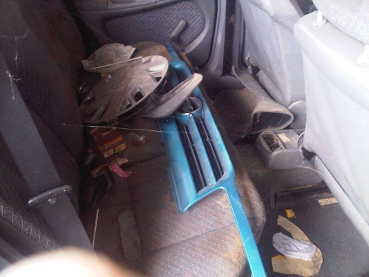 ขายซากรถ OPEL ASTRA สีเขียว ปี 94 พร้อมทะเบียน 25,000 ขายซากรถ OPEL ASTRA สีเขียว ปี 94 พร้อมทะเบียน 25,000