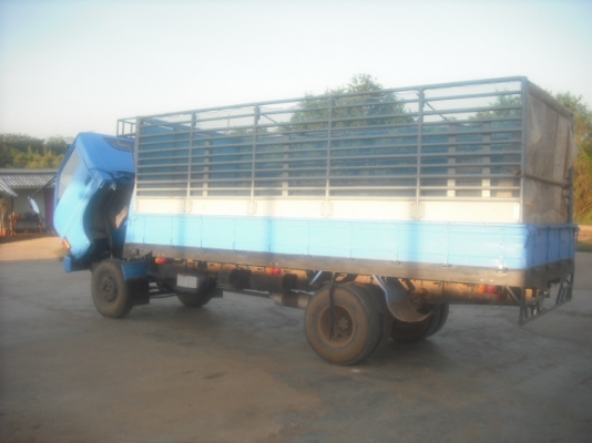 ขายรถบรรทุก6ล้อ