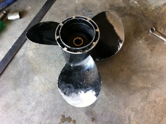 รับซ้อมใบพัดเรือครับ