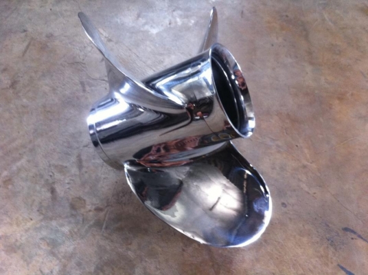 รับซ้อมใบพัดเรือครับ