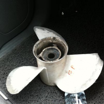 รับซ้อมใบพัดเรือครับ