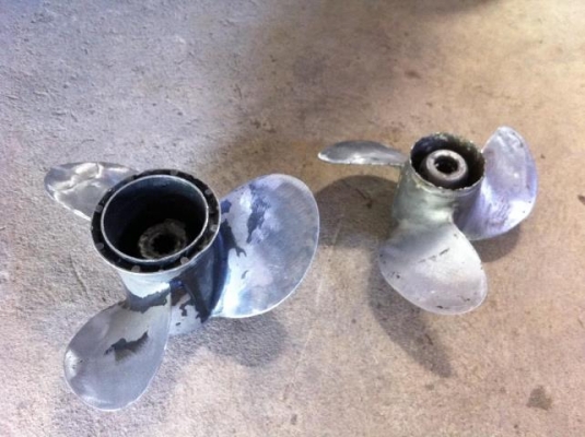 รับซ้อมใบพัดเรือครับ