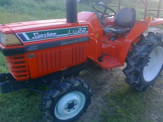 ขายรถไถ KUBOTA L1-22 พร้อมใช้งาน ขายรถไถ KUBOTA L1-22 พร้อมใช้งาน