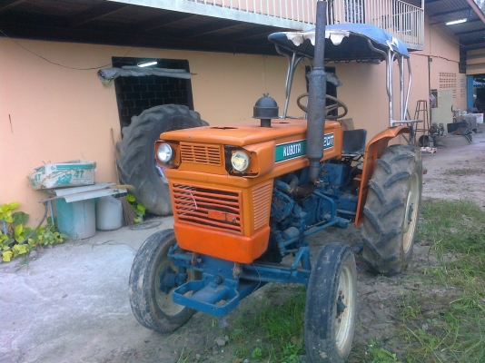 ขายรถไถ KUBOTA L240 พร้อมใช้งาน ขายรถไถ KUBOTA L240 พร้อมใช้งาน