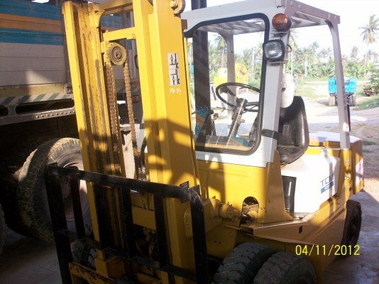 ขายโฟคลิฟ TCM รุ่น FD 25 เก่าญี่ปุ่น ยกได้ 2.5 ตัน ติดต่อคุณจี๊ด 089-7949488 ขายโฟคลิฟ TCM รุ่น FD 25 เก่าญี่ปุ่น ยกได้ 2.5 ตัน ติดต่อคุณจี๊ด 089-7949488