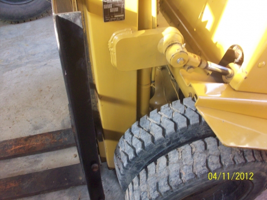 ขายโฟคลิฟ TCM รุ่น FD 25 เก่าญี่ปุ่น ยกได้ 2.5 ตัน ติดต่อคุณจี๊ด 089-7949488 ขายโฟคลิฟ TCM รุ่น FD 25 เก่าญี่ปุ่น ยกได้ 2.5 ตัน ติดต่อคุณจี๊ด 089-7949488