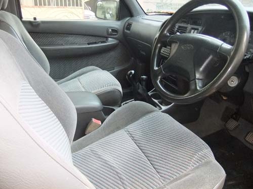 FORD RANGER 2.5 XLT TURBO 4WD 4ประตู ตัวท๊อป แอร์แบคคู่ เอบีเอสน ปี 2001 FORD RANGER 2.5 XLT TURBO 4WD 4ประตู ตัวท๊อป แอร์แบคคู่ เอบีเอสน ปี 2001