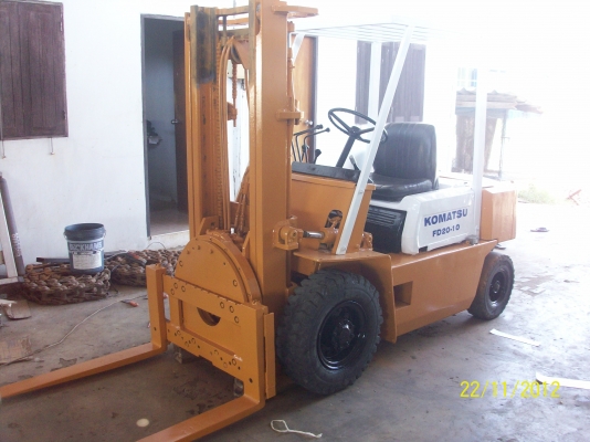 ขายโฟคลิฟ  KOMATSU  เก่าญี่ปุ่น ยกได้2 ตัน ติดต่อคุณจี๊ด 089-7949488