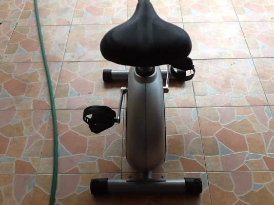 ขายเครื่องออกกำลังกายแบบปั่นสภาพใหม่ ขายเครื่องออกกำลังกายแบบปั่นสภาพใหม่