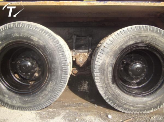 รถบรรทุกสิบล้อดั๊ม สภาพดี พร้อมใช้งาน  1989 ISUZU, รถบรรทุก 10 ล้อ  สีฟ้า เกียร์ธรรมดา ทะเบียน ระยอง ตัวรถ 210 แต่เปลี่ยนเครื่องเปน 240 รถไม่มีแอนะคับ