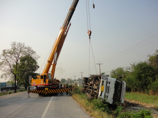 ให้เช่ารถเครนขนาด16 20 25 35 45 50 ตัน รายวัน รายเดือน ให้เช่ารถเครนขนาด16 20 25 35 45 50 ตัน รายวัน รายเดือน