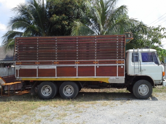 รถบรรทุก10ล้อ กระบะไม้ไม่ดัมพ์