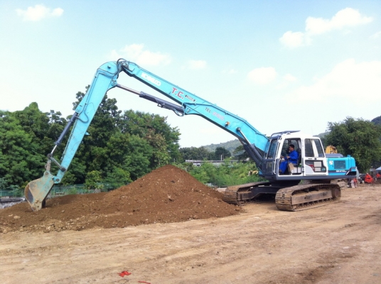 ให้เช่ารถแบคโฮขนาด PC60 PC120 PC200 เชิญชมวิดีโอการทำงาน