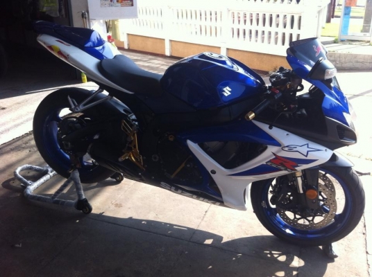 ปิดการขายอีก 8คัน  รถที่เหลือในร้านพร้อมปล่อยราคาพิเศษ เดือนหน้าลาบวชครับติดต่อม