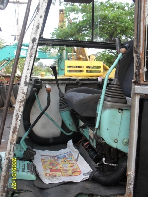 ขายรถแมคโคร pc 27