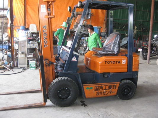 ขายรถยกFORKLIFT TOYOTA 5FGL18 E.5K พรัอมใช้งาน