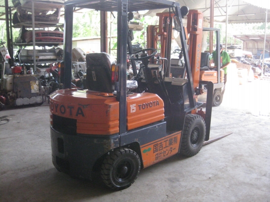 ขายรถยกFORKLIFT TOYOTA 5FGL18 E.5K พรัอมใช้งาน