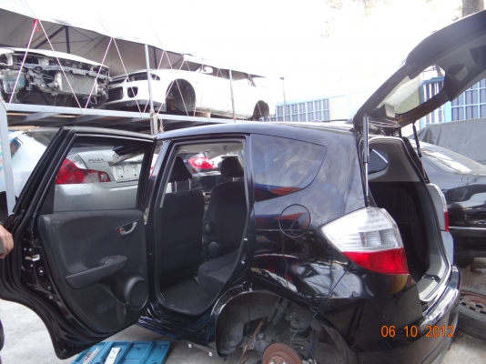 ขายท้ายตัด HONDA NEW JAZZ พร้อมเบาะและประตู 5 บาน พาร์ทแท้นำเข้าจากญี่ปุ่น!!! ขอบคุณมากครับคุณตอง จ.สงขลา ขายท้ายตัด HONDA NEW JAZZ พร้อมเบาะและประตู 5 บาน พาร์ทแท้นำเข้าจากญี่ปุ่น!!! ขอบคุณมากครับคุณตอง จ.สงขลา