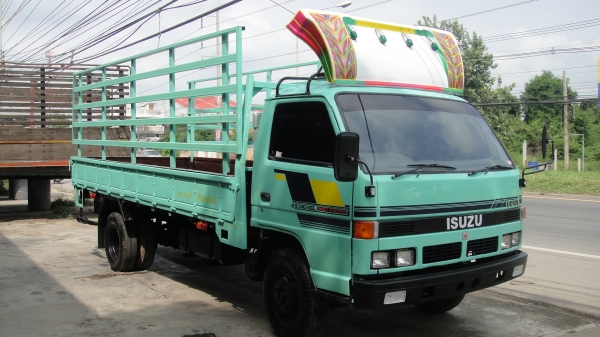 ISUZU NPR  ยาว 5.00 ม. ดาวน์45000 ผ่อน10600/48เดือน