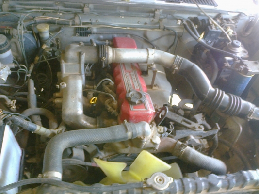 NISSAN BIGM KINGCAB - BDi 2.5 MT ปี 38 เครื่องแห้งดี ภายในเก๋งสวยครบ แอร์เย็น ล้อแม็ก ช่วงล่างคัชซีสวยไม่มีผุ กระบะมีผุเล็กน้อย ยางสภาพดี 70\% พร้อมใช้งาน เอกสารเล่มทะเบียนครบพร้อมโอนครับ