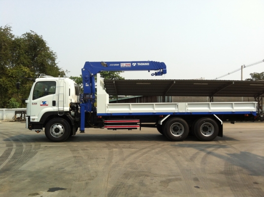 ให้เช่ารถบรรทุกติดเครนขนาด 5 ตัน (รถเฮี๊ยบ)