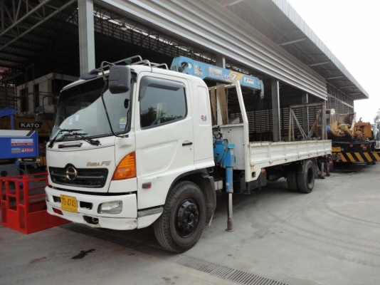 ให้เช่ารถบรรทุกติดเครนขนาด 5 ตัน (รถเฮี๊ยบ)