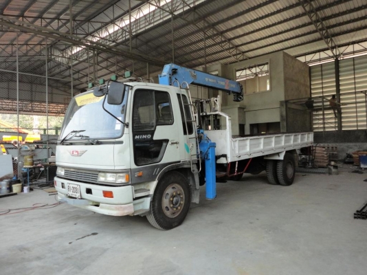 ให้เช่ารถบรรทุกติดเครนขนาด 5 ตัน (รถเฮี๊ยบ)