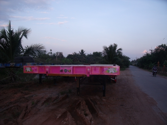 ขายหางพื้นเรียบ 3 เพลา ต่อใหม่ เจ้าของขายเองครับ ราคา 550000 บาท ติดต่อคุณประยงค์ 081-9176906 ขายหางพื้นเรียบ 3 เพลา ต่อใหม่ เจ้าของขายเองครับ ราคา 550000 บาท ติดต่อคุณประยงค์ 081-9176906