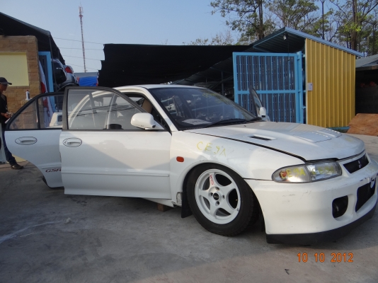 ขาย   BODY  MITSUBISHI EVOLUTION GSR II พร้อมมีอินวอยร์รับรองการนำเข้าตัวถัง พร้อมเครื่องยนต์   4G63 TURBO 2000CC 280HP !!!เกียร์ธรรมดา แรงสุดๆครับ