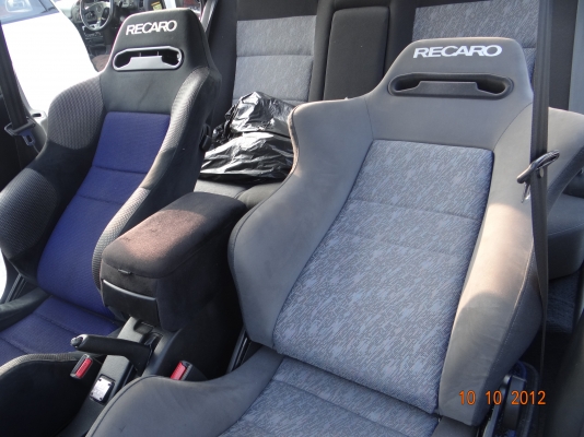 ขาย   BODY  MITSUBISHI EVOLUTION GSR II พร้อมมีอินวอยร์รับรองการนำเข้าตัวถัง พร้อมเครื่องยนต์   4G63 TURBO 2000CC 280HP !!!เกียร์ธรรมดา แรงสุดๆครับ