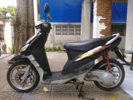 ขาย ใต้ฝุ่น 125 cc  7500 ทะเบียน/ชุดโอน  ราคารถป๊อบ