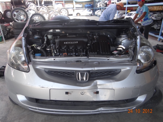 ขายหัวรถตัดพร้อมเครื่องยนต์ HONDA JAZZ  พร้อม เครื่องยนต์ L13A  !!!เกียร์ออโต  พาร์ทแท้นำเข้าจากญี่ปุ่น!!!!