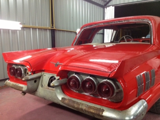 ขาย Ford thunderbird 1960 2 ประตูแท้ สีใหม่  ไม่มีผุ ช่วงล่างดี ดิสเบรค ด่วนๆถูกๆเลยครับ