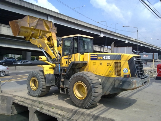 รถตักล้อยาง WA430-5 รถสวยเพิ่งมาจากญี่ปุ่นครับ โทร.081-373-0559 รถตักล้อยาง WA430-5 รถสวยเพิ่งมาจากญี่ปุ่นครับ โทร.081-373-0559