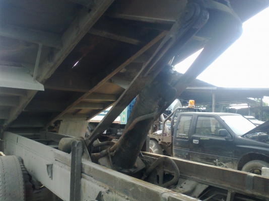 ขายด่วนรถบรรทุกสิบล้อ FUSO ดั้ม เครื่อง 6D17 ขายด่วนรถบรรทุกสิบล้อ FUSO ดั้ม เครื่อง 6D17