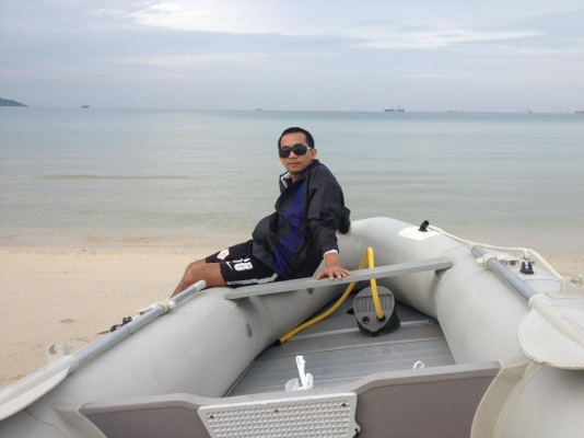 ขายเรือยางกู้ภัย +หลังคา และ เครื่องเรือ Yamabisi 15 Hp 2 จังหวะ