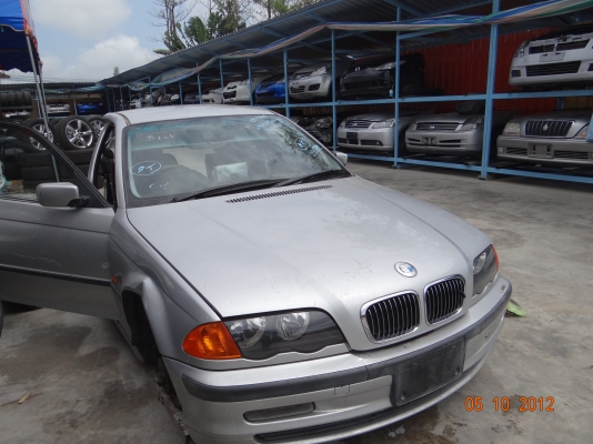 ขายหัวตัด BMW 320I (จัดส่งฟรีทั่วประเทศ)พร้อมประตูคู่หน้า,เบาะหน้า,ช่วงล่างหน้าแท้  พาร์ทแท้นำเข้าจากญี่ปุ่น!!!!