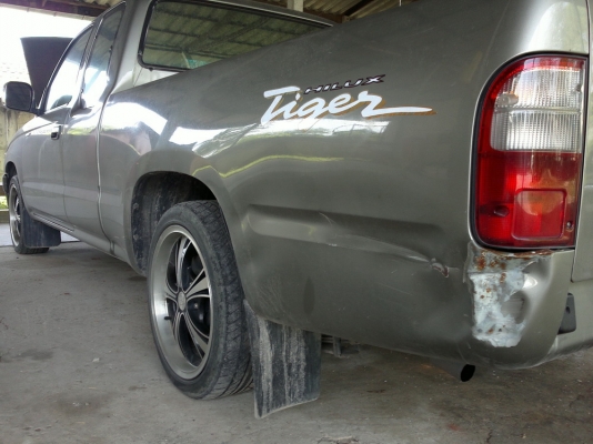 ขายโตโยต้าไทเกอร์ 3000 ไฟฟ้าทั้งคันแอร์แบ็ค ABS แม็ก17 เดิมๆ ปี99ลดสุดๆ228500บาท