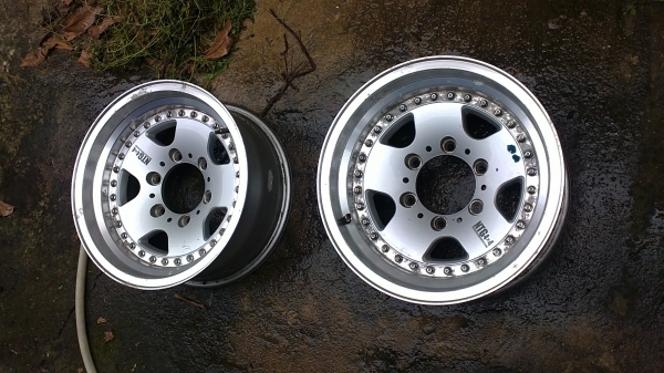 ขายล้อขอบ 15x7 off -13 6รู กระบะ พร้อมยาง BF