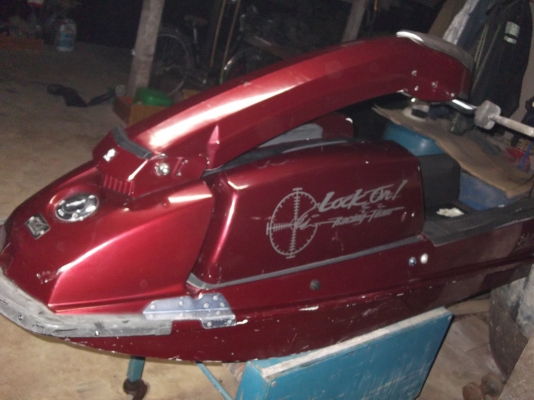 ขายเจ็ตสกีkawasaki 550cc แบบยืน สภาพสวย มีของแต่งหลายอย่าง เครื่องหลีด