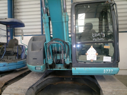 ขาย รถขุด KOBELCO รุ่น SK135SR-1ES ปี 2005/ 3321 ชม.รถนอกนำเข้า สภาพสวย ติดต่อ มานะ 085-9049669