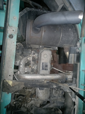 ขาย รถขุด KOBELCO รุ่น SK135SR-1ES ปี 2005/ 3321 ชม.รถนอกนำเข้า สภาพสวย ติดต่อ มานะ 085-9049669