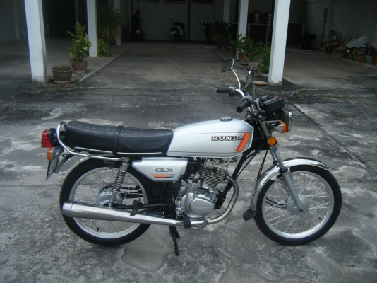 !!! Honda glx 125 classic !!!อยากขาย..เสนอราคามาเลยต้องการใช้เงิน !!! Honda glx 125 classic !!!อยากขาย..เสนอราคามาเลยต้องการใช้เงิน