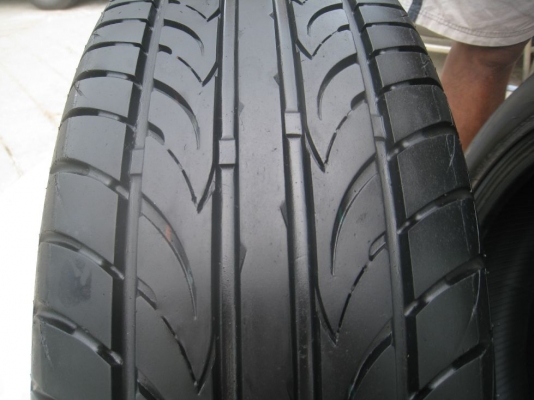 ขายยาง MAXXIS MA-E1 195-65-15 ยางปี 08 ,09 (1ชุด) (081-3747940)