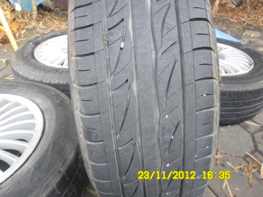 ขายแม็กซ์เดิม cefiro a32 ลายชี่ ฝาปิดครบ  พร้อมยาง 4วง บริสโตน ar 10 ยางสวย