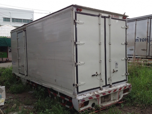 ขายตู้แห้งประตู 3 บาน ยาว 5.50 เมตร ขายตู้แห้งประตู 3 บาน ยาว 5.50 เมตร